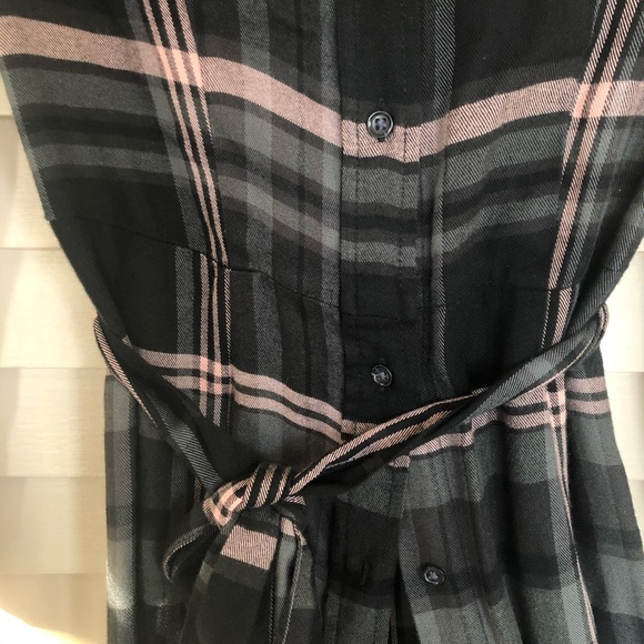 Universal Threads. Size Small. Never worn. Maxi Button-Down Dress. - Picture 5 of 5